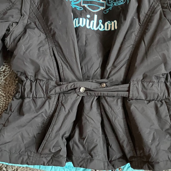 H-D Reversible Multi Vest/ Black Jacket with Vibrant turquoise Lining - Picture 10 of 13